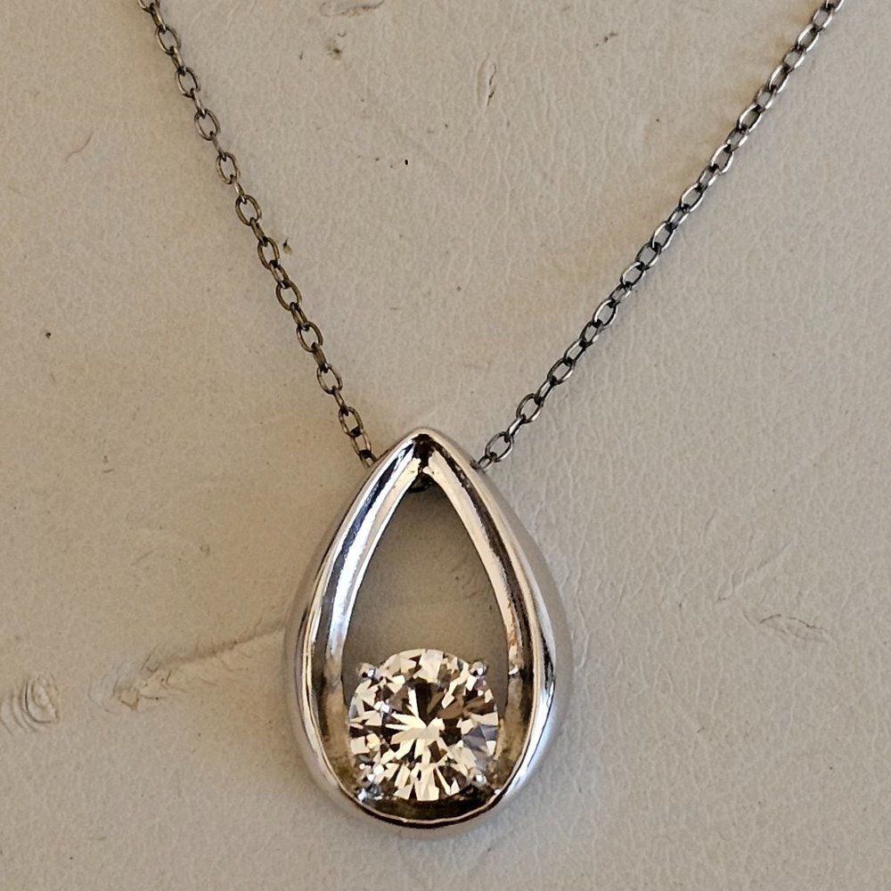 1 CT 925 STERLING SILVER "DIAMOND"  CZ  TEARDROP NECKLACE PENDANT